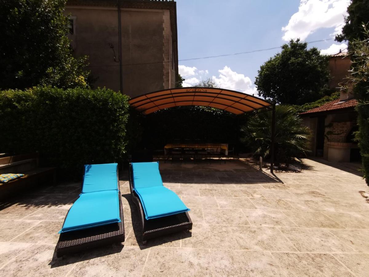 Les Chambres Du Lavoir Vert Tourbes Exteriér fotografie
